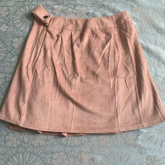 Indikah mini faux suede pleated wrap around skirt - Picture 3 of 7